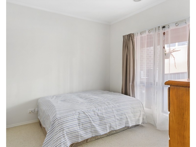 2/100 Spring Gully Road, Spring Gully VIC 3550