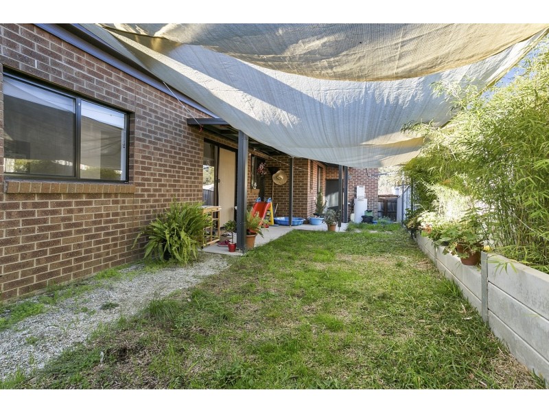 2/100 Spring Gully Road, Spring Gully VIC 3550