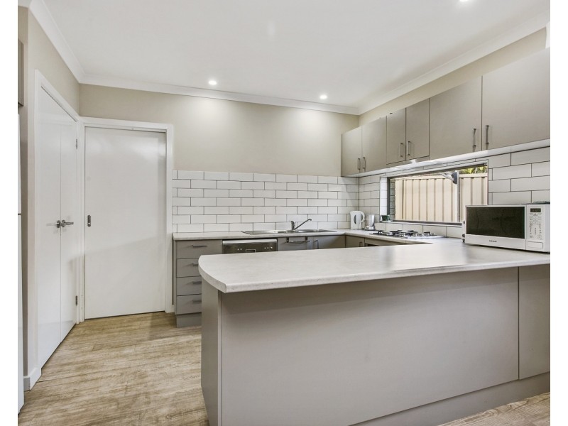 2/67 Church Street, Kangaroo Flat VIC 3555