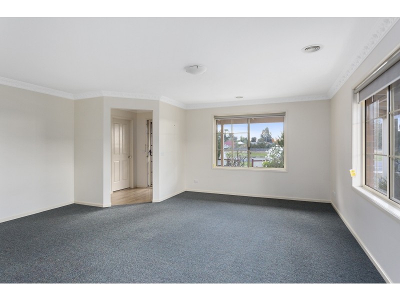 172 Myrtle Road, Ascot VIC 3551