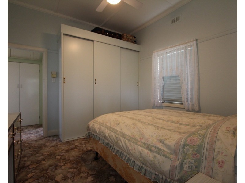 19 Keck Street, Flora Hill VIC 3550