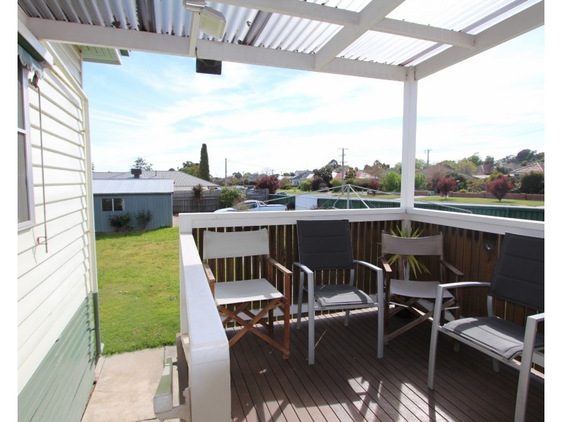 19 Keck Street, Flora Hill VIC 3550