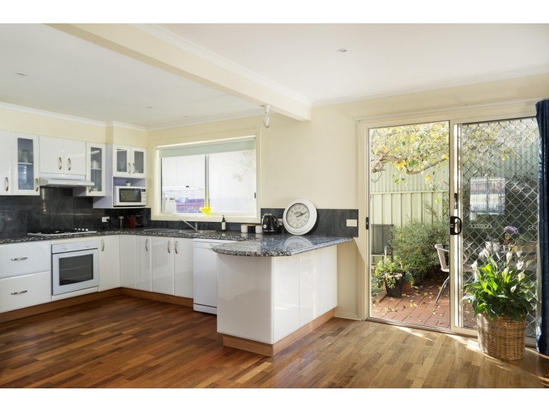 2/52 Raglan Street, White Hills VIC 3550