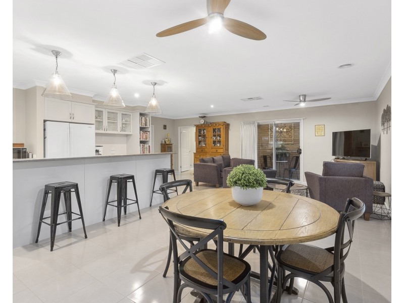 6  Kent Place, Strathfieldsaye VIC 3551