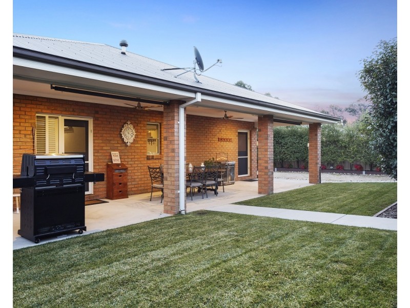 6  Kent Place, Strathfieldsaye VIC 3551