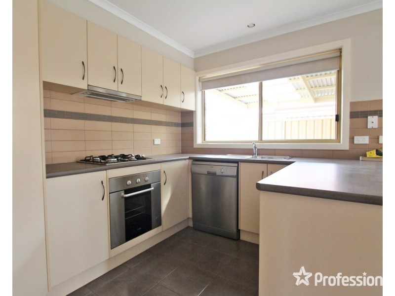 8  Fry Lane, Eaglehawk VIC 3556