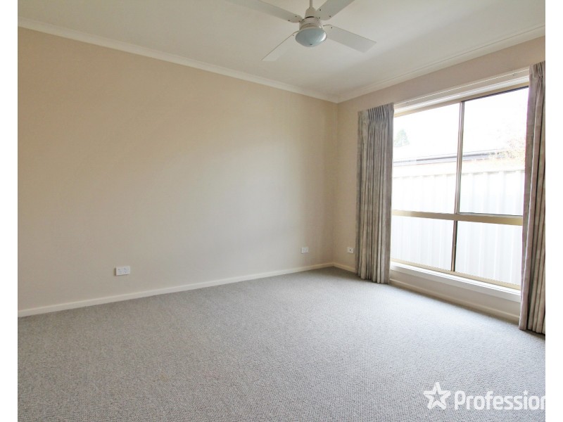 8  Fry Lane, Eaglehawk VIC 3556