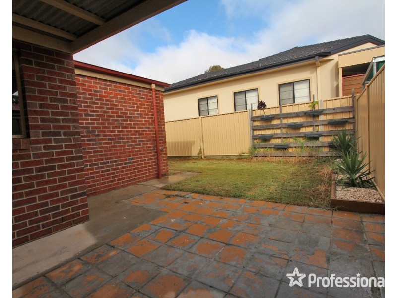 8  Fry Lane, Eaglehawk VIC 3556