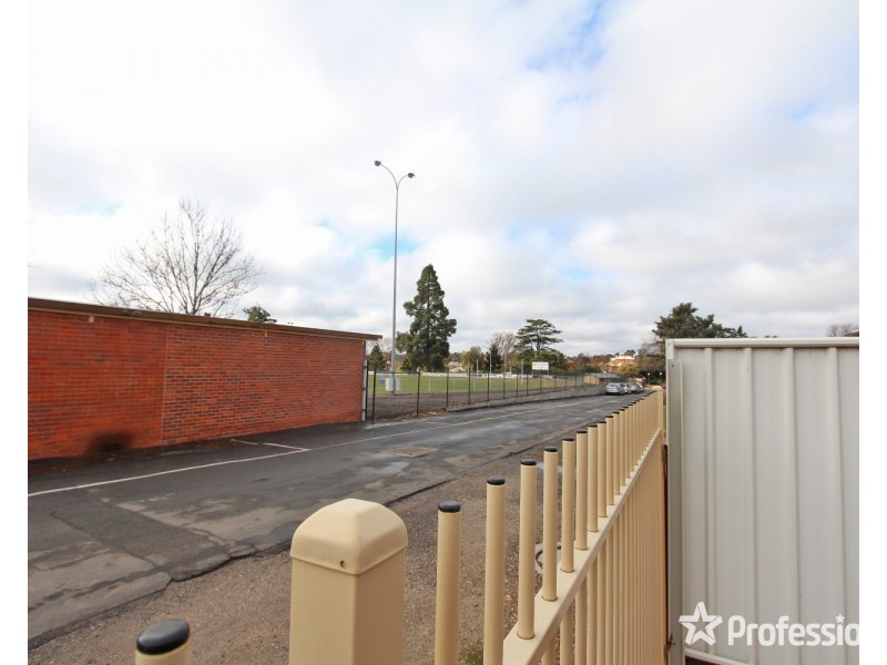 8  Fry Lane, Eaglehawk VIC 3556
