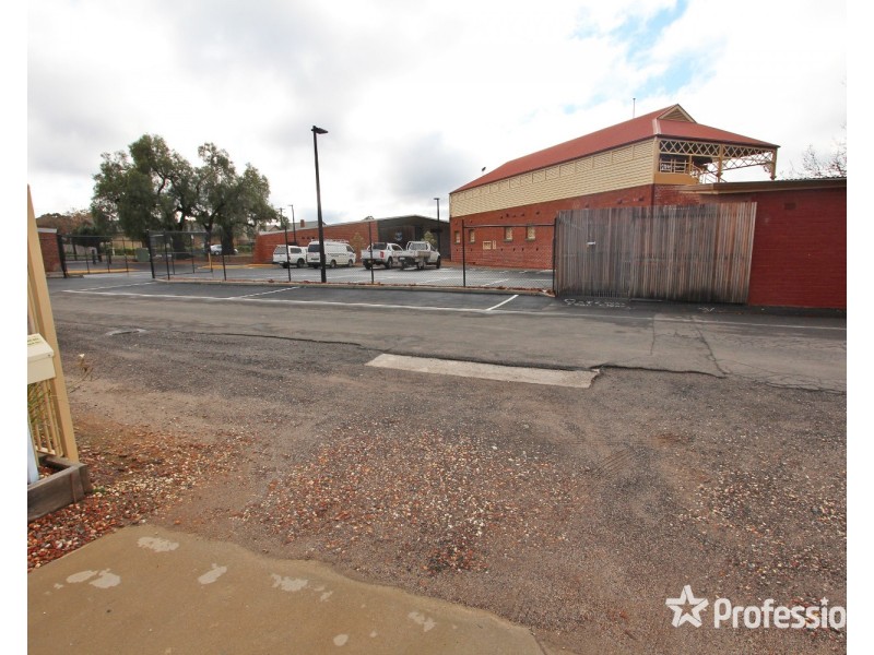 8  Fry Lane, Eaglehawk VIC 3556