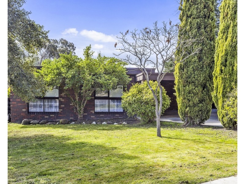 5 Adina Court, Strathdale VIC 3550