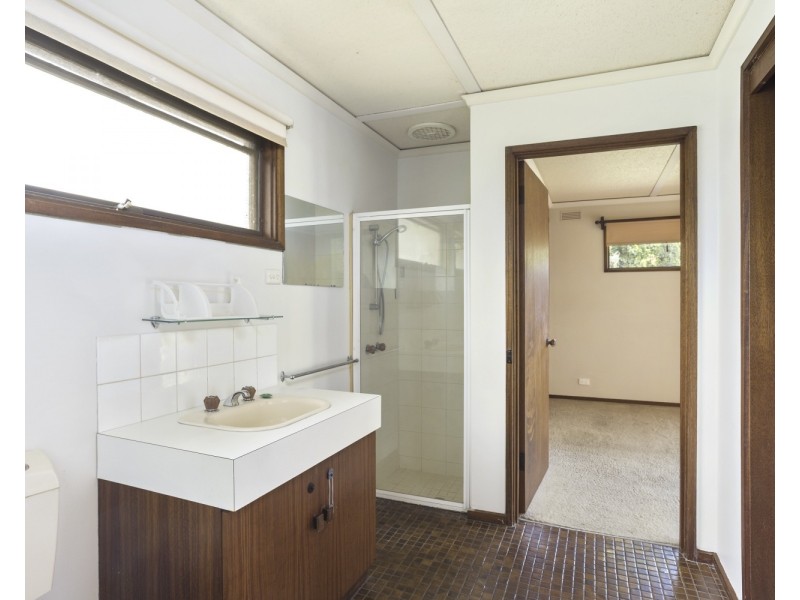 5 Adina Court, Strathdale VIC 3550