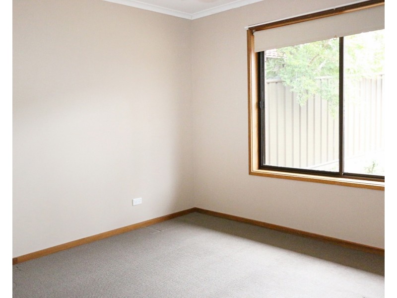 4/29 Glencoe Street, Kennington VIC 3550