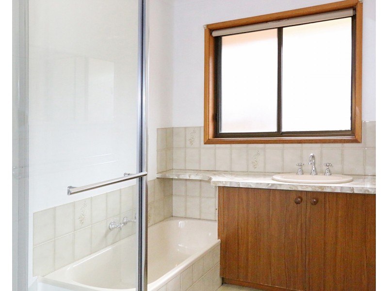 4/29 Glencoe Street, Kennington VIC 3550