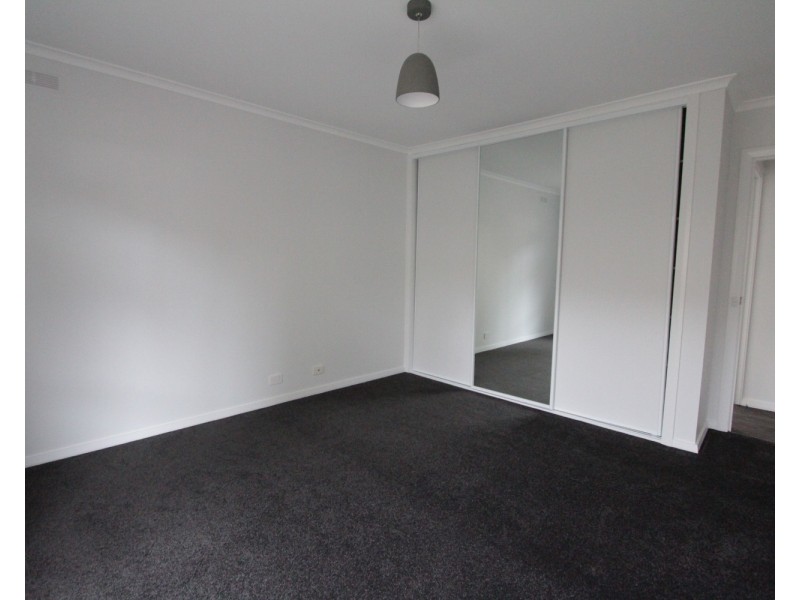 12 Albert Avenue, Strathdale VIC 3550