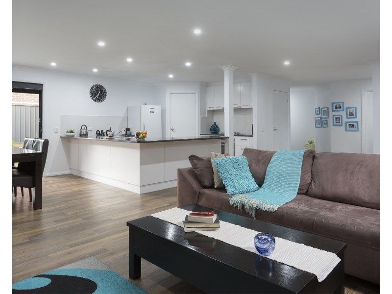 1/54 Mackenzie Street West, Golden Square VIC 3555