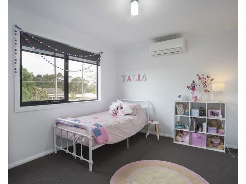 1/54 Mackenzie Street West, Golden Square VIC 3555