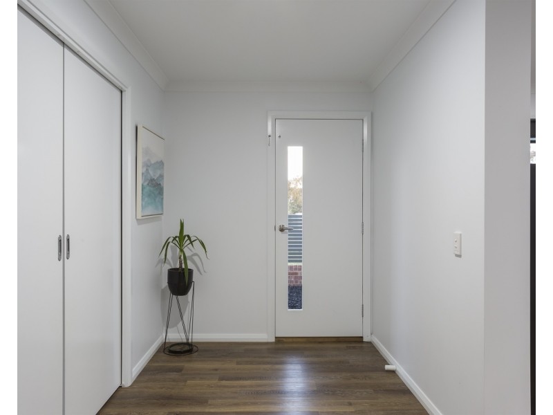 1/54 Mackenzie Street West, Golden Square VIC 3555