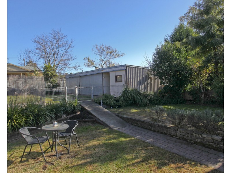 122 Havlin Street West, Quarry Hill VIC 3550