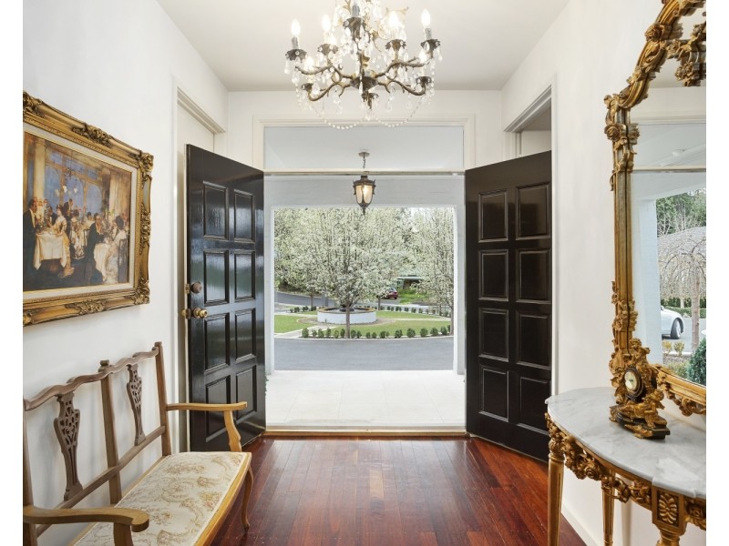 31 Greenwood Drive, Kennington VIC 3550