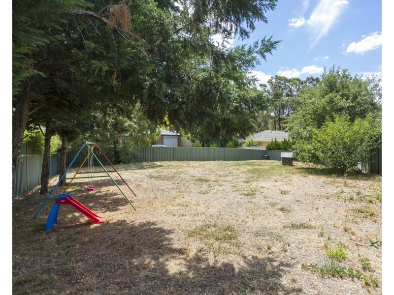 31 Greenwood Drive, Kennington VIC 3550