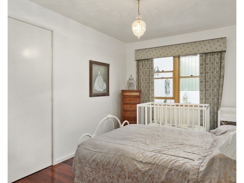 31 Greenwood Drive, Kennington VIC 3550