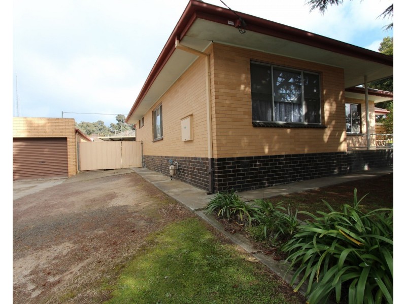 73 Specimen Hill Road, Golden Square VIC 3555