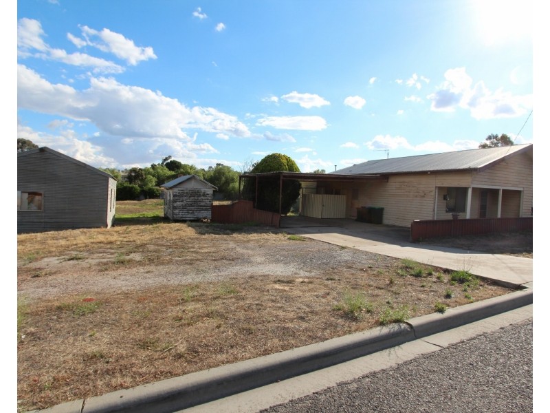 39-43 Peg Leg Road, Eaglehawk VIC 3556