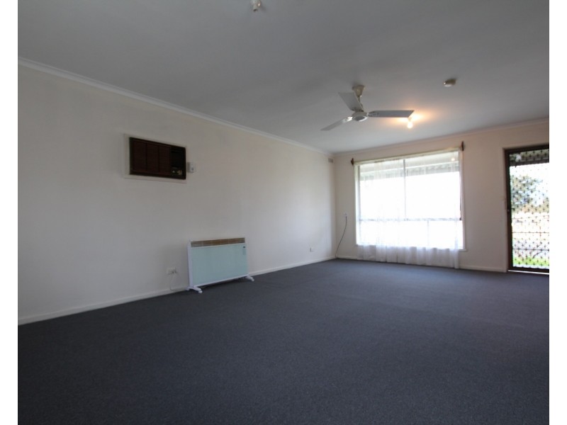 1a/1 Olympic Parade, Kangaroo Flat VIC 3555