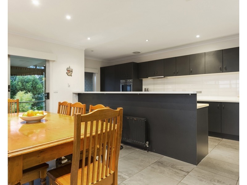 140 Lloyd Street, Strathdale VIC 3550