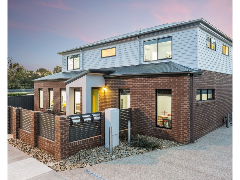 1/54 Mackenzie Street West, Golden Square VIC 3555