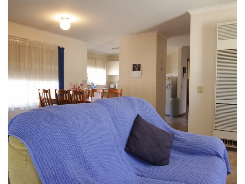 1/10 Emmett Street, Golden Square VIC 3555