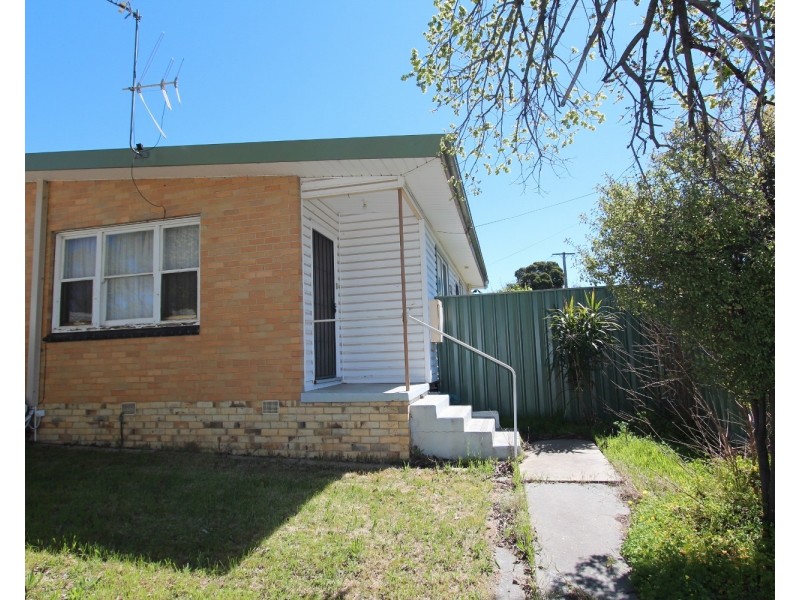 2/34a Mackenzie Street West, Golden Square VIC 3555