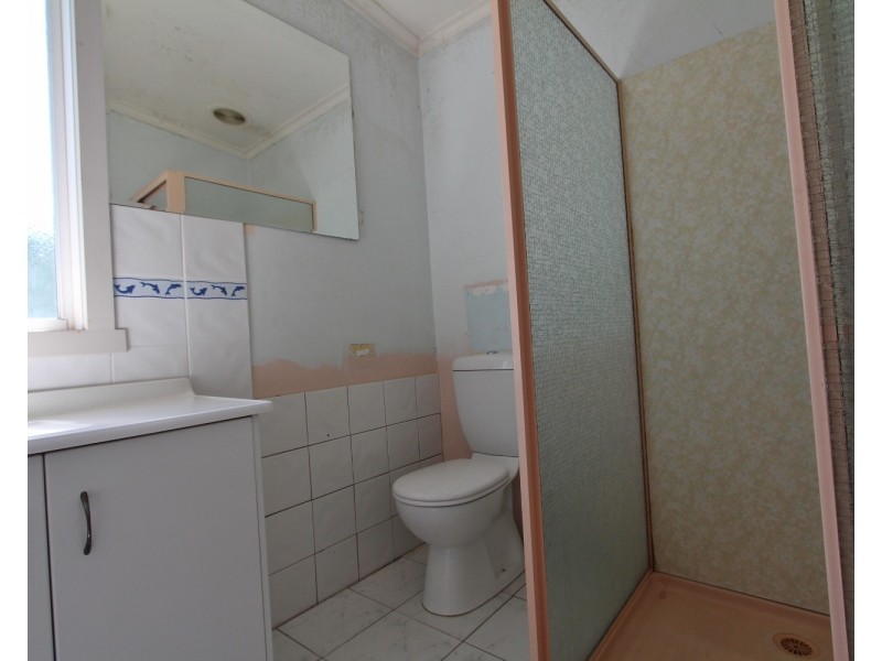 2/34a Mackenzie Street West, Golden Square VIC 3555