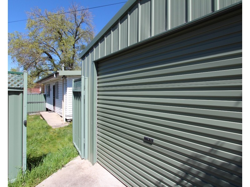 2/34a Mackenzie Street West, Golden Square VIC 3555