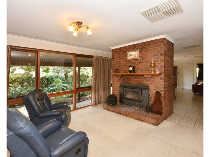 1 Alma Court, Kangaroo Flat VIC 3555