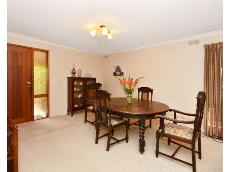 1 Alma Court, Kangaroo Flat VIC 3555