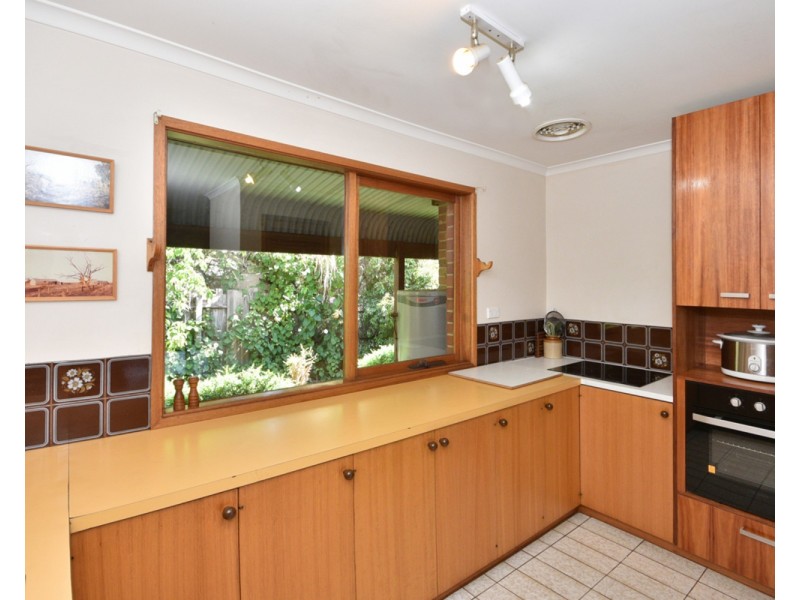 1 Alma Court, Kangaroo Flat VIC 3555