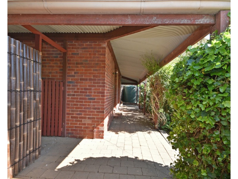 1 Alma Court, Kangaroo Flat VIC 3555