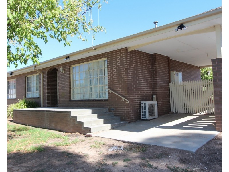 81  Maple Street, Golden Square VIC 3555