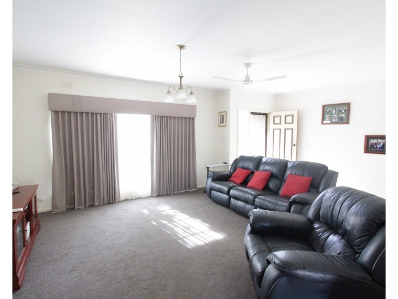 81  Maple Street, Golden Square VIC 3555