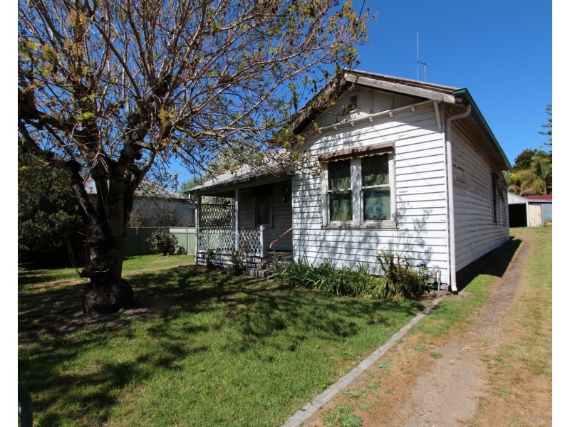 387 High Street, Golden Square VIC 3555