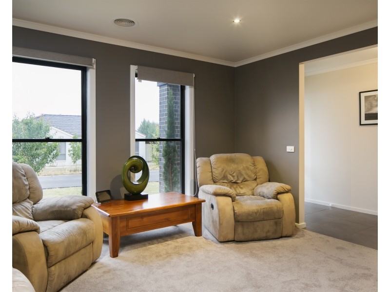 50 Arthurs Crescent, Strathfieldsaye VIC 3551