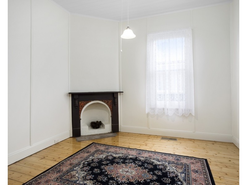 23 Arms Street, Long Gully VIC 3550