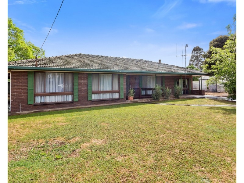32  McPherson Street, Epsom VIC 3551