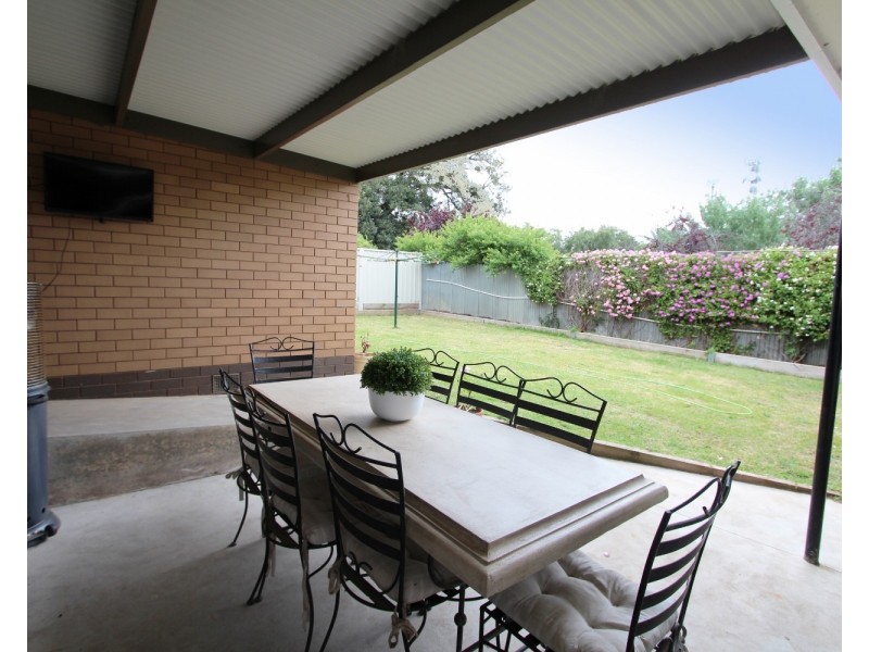 92 Booth Street, Golden Square VIC 3555