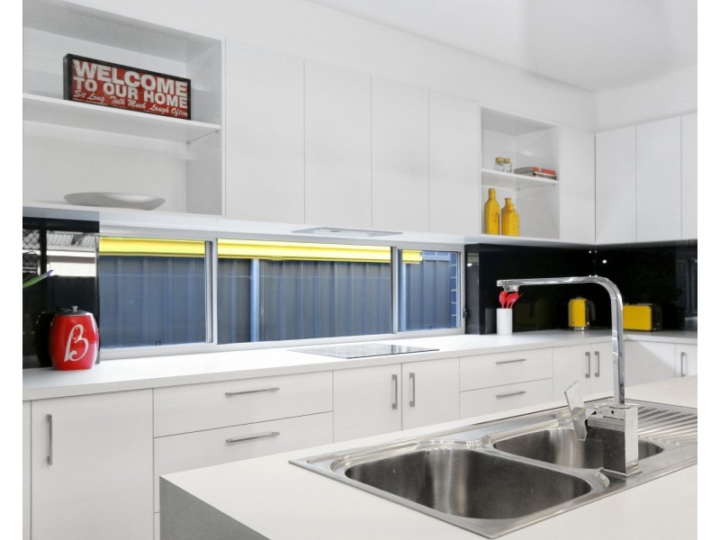 12 Elsworth Drive, Strathfieldsaye VIC 3551