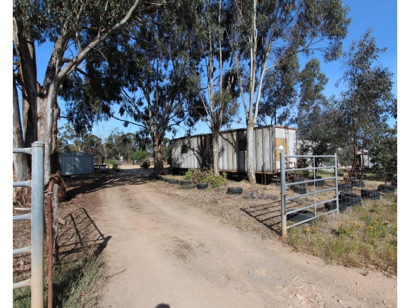 5 Sullivan Street, Inglewood VIC 3517