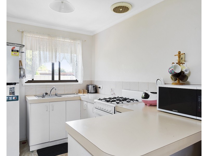 7/233 MacKenzie West Street, Kangaroo Flat VIC 3555