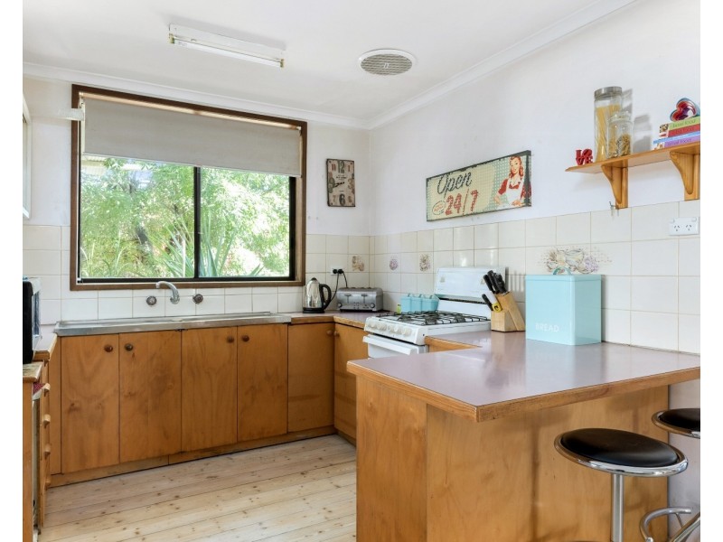 9 Laurel Street, Golden Square VIC 3555